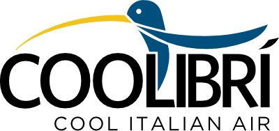 Das Logo der Firma Coolibrí zeigt den Namen in Großbuchstaben und im Hintergrund einen Kolibri in blau mit gelbem Schnabel. Das Motto deutet auf hochwertige Stallventilation hin.
